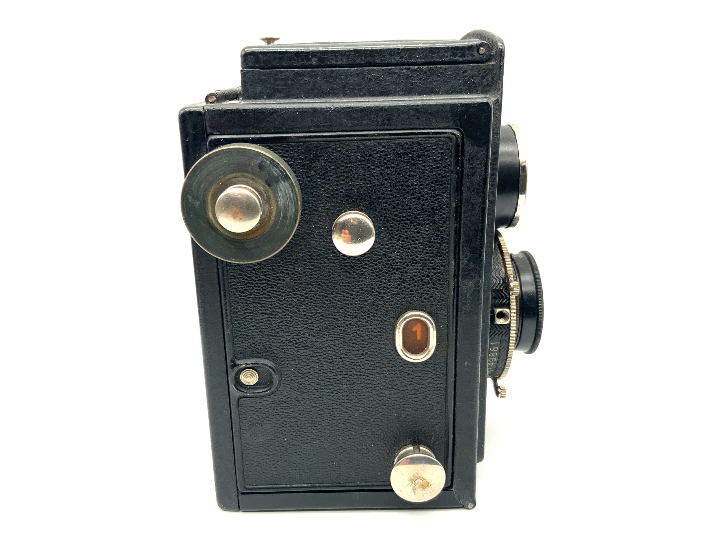 Voigtländer Brillant TLR with Skopar 1:4.5 7.5cm twin-lens reflex analog camera