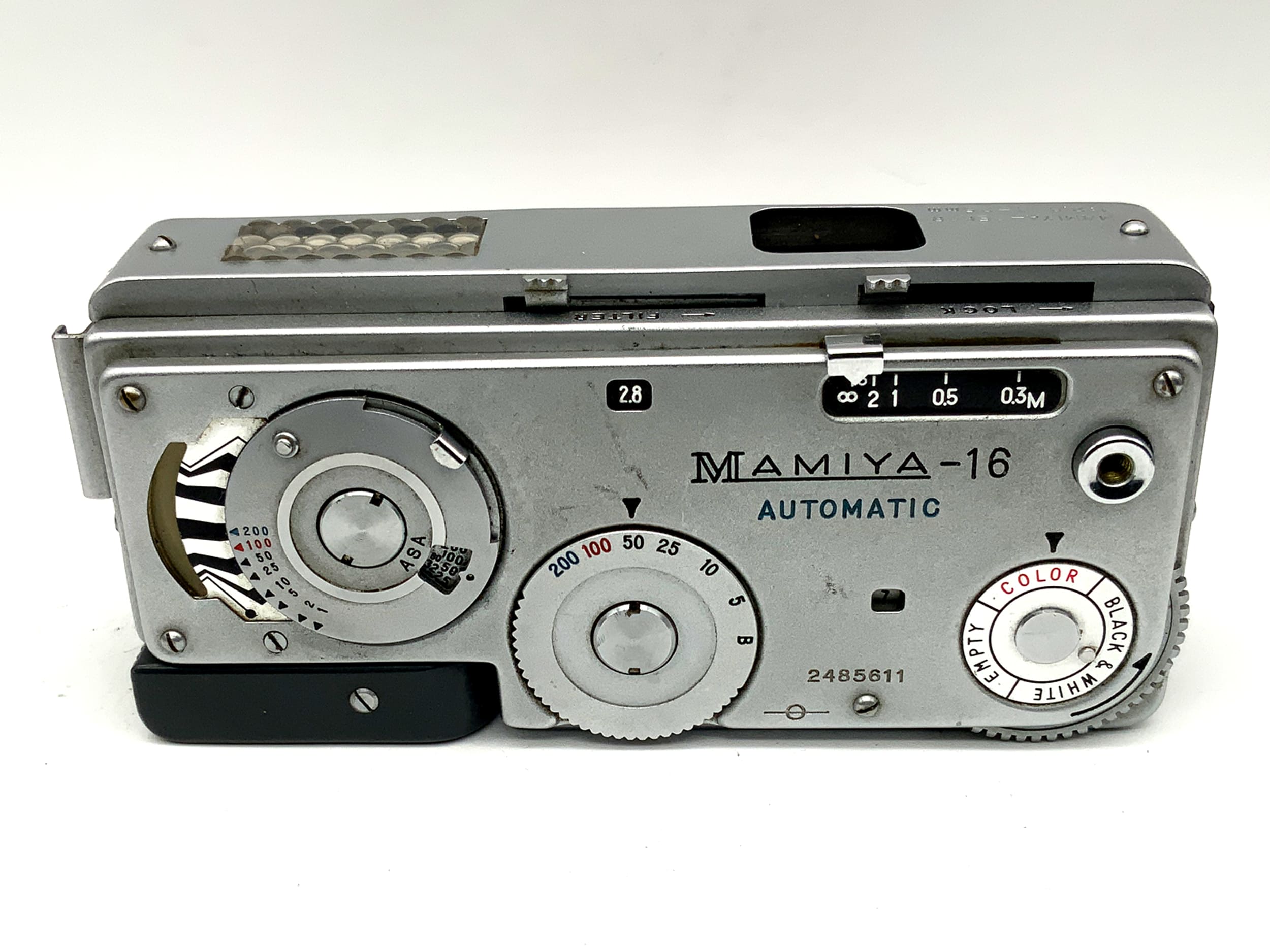 Mamiya 16 Automatic miniature camera with Mamiya Sekor 25mm 1:2.8