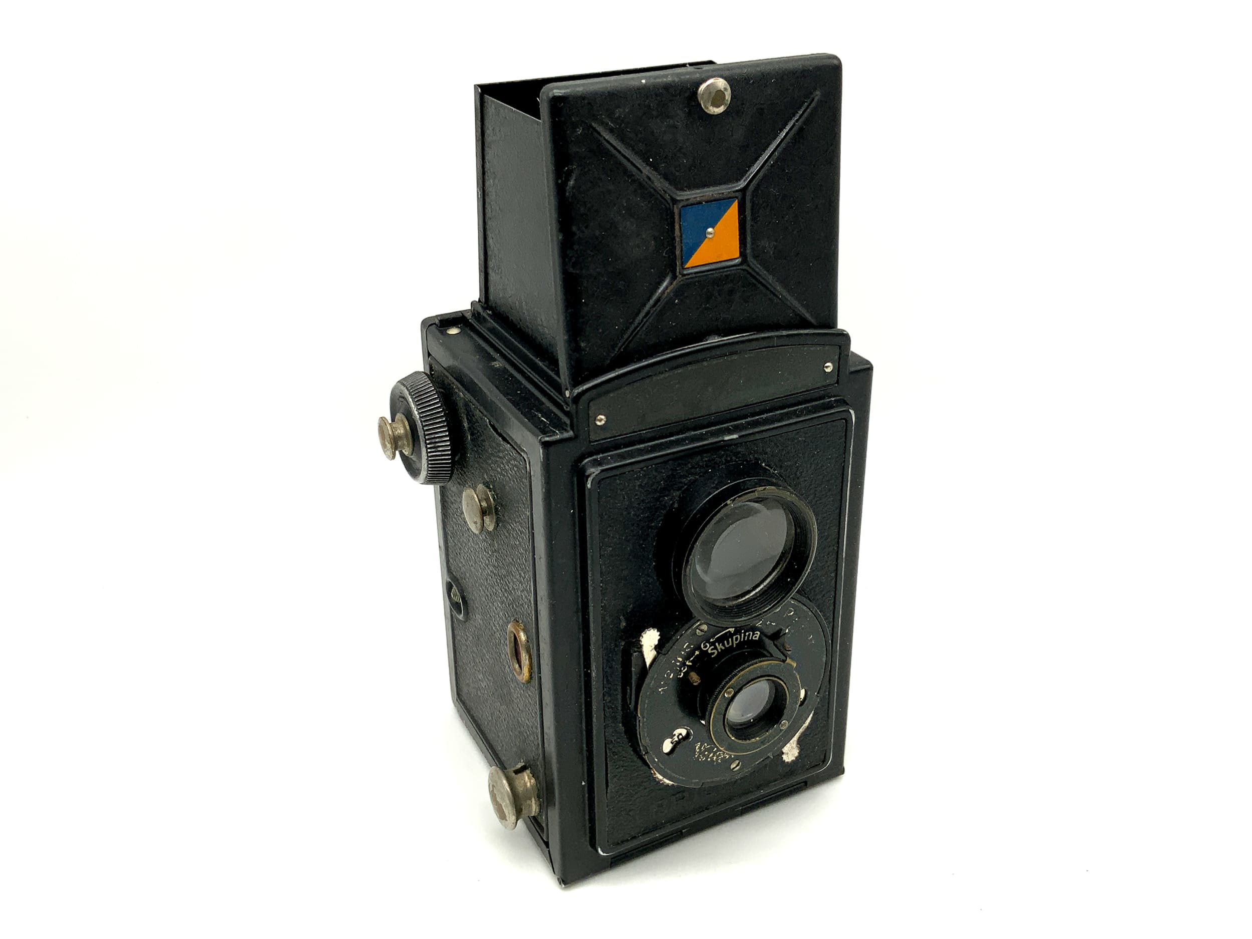 Voigtländer Brillant TLR with Skupina twin-lens analog camera
