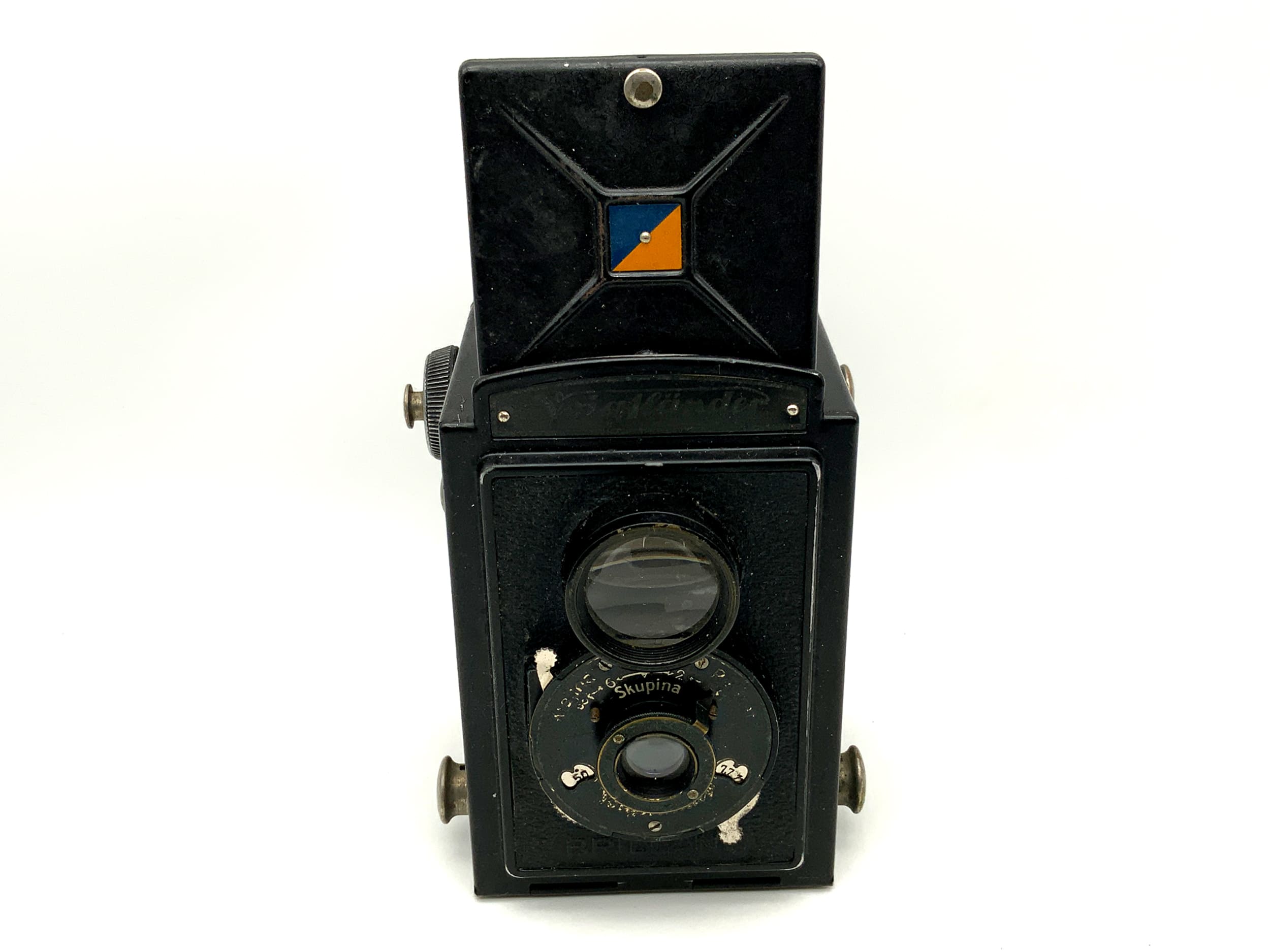 Voigtländer Brillant TLR with Skupina twin-lens analog camera