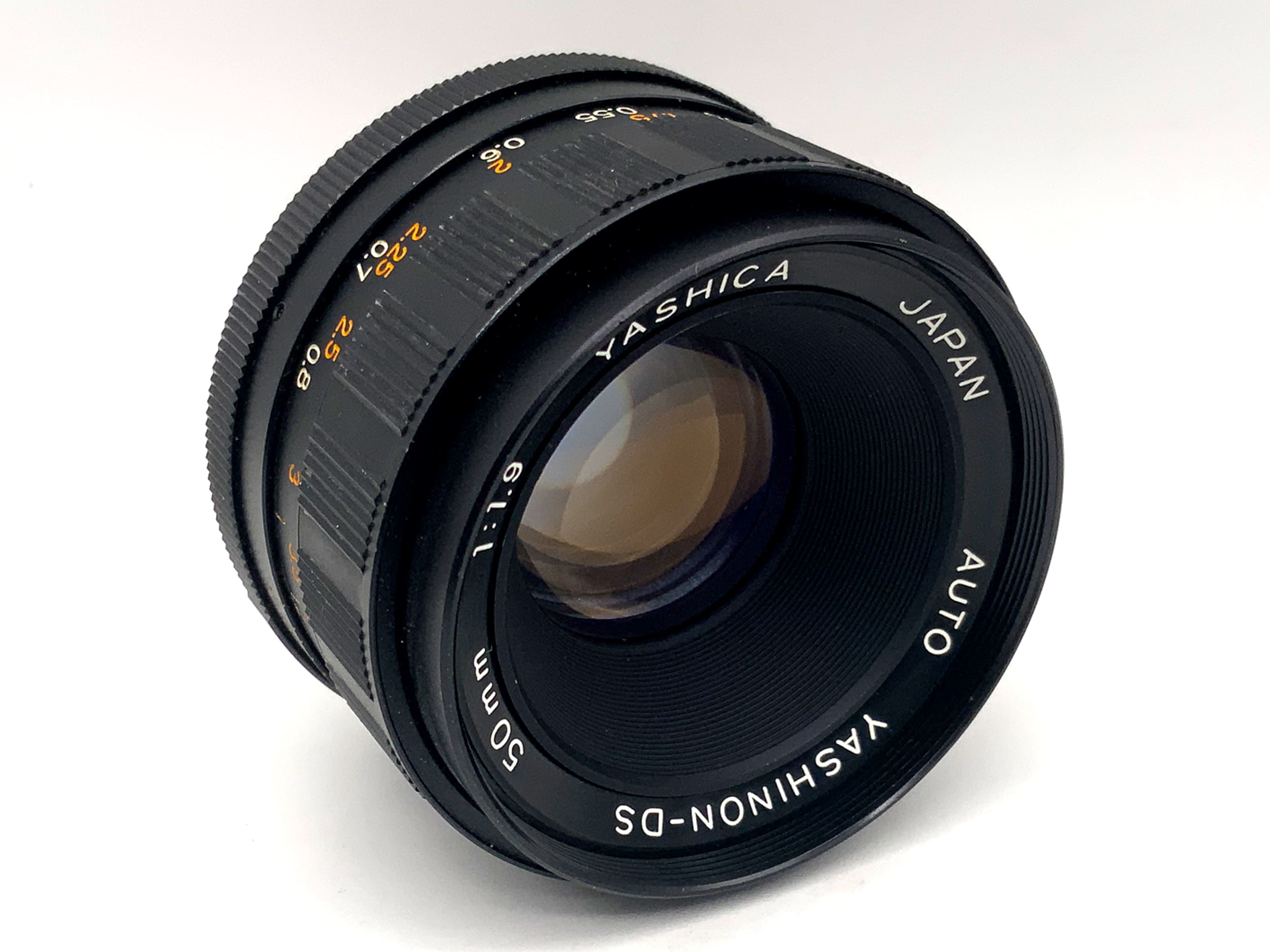 Yashica 50mm 1:1.9 lens Auto Yashicon-DS prime lens (M42)