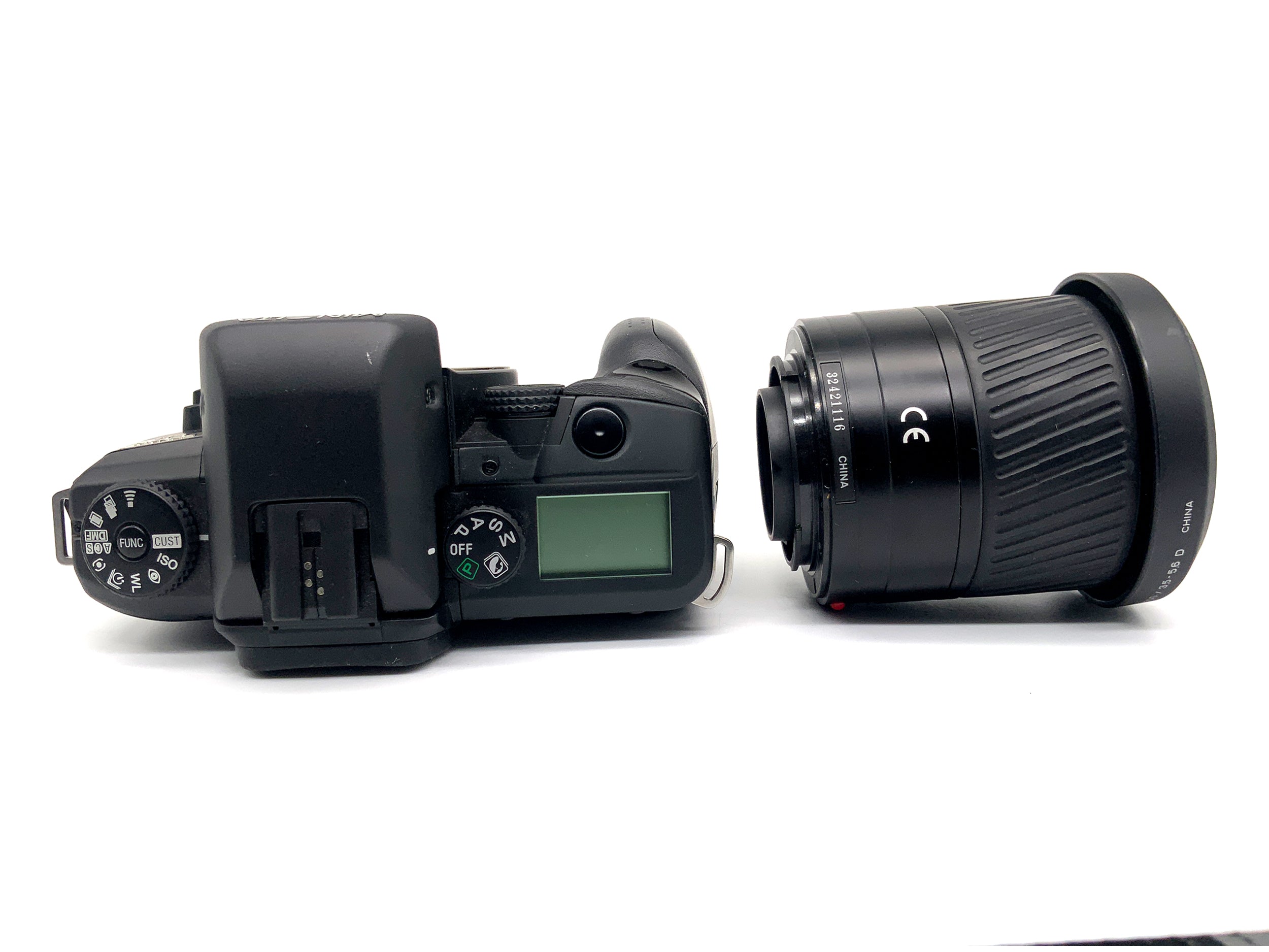Minolta Dynax 60 SLR in OVP 35mm SLR Body (AF Zoom 28-100mm 1:3.5(22)-5.6D)