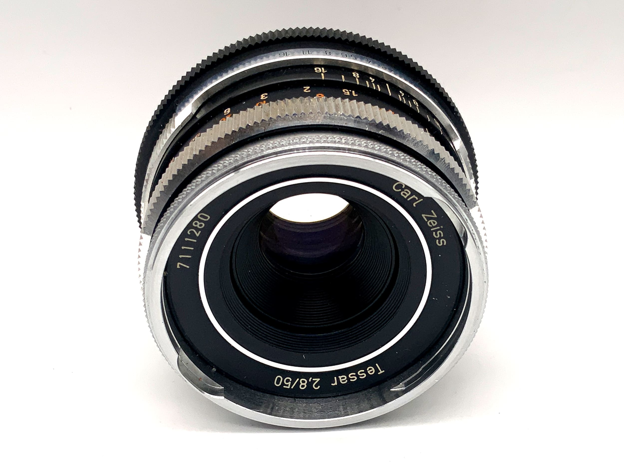 Carl Zeiss 50mm 1:2.8 Tessar prime lens (Icarex BM)