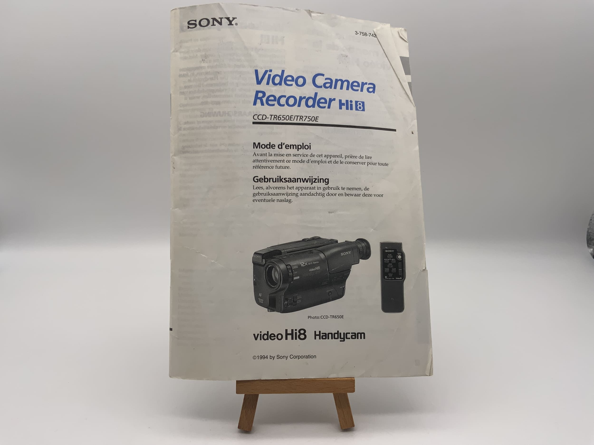 Sony Hi8 Video Camera Recorder User Manual