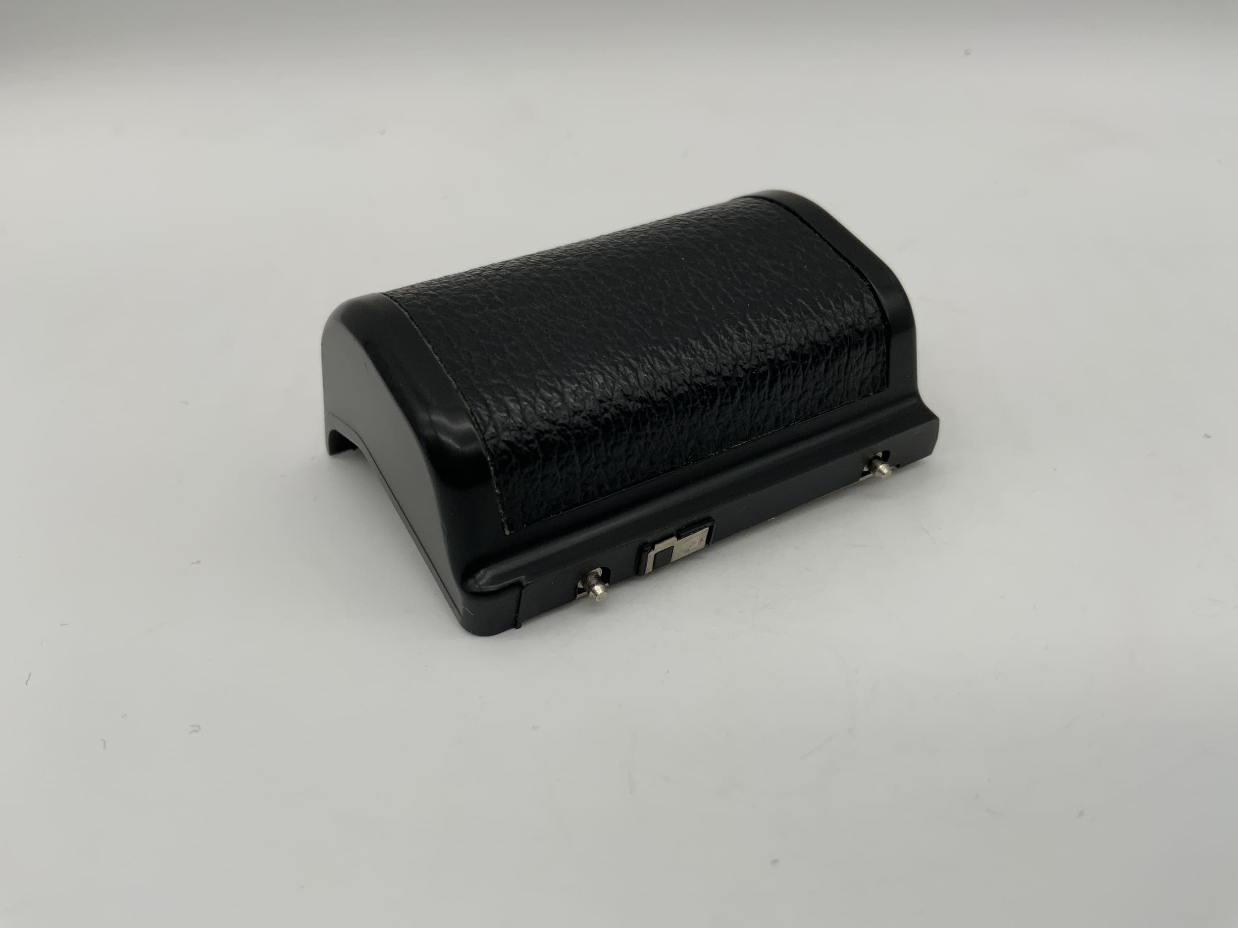 Revue AC 4 battery compartment cover
