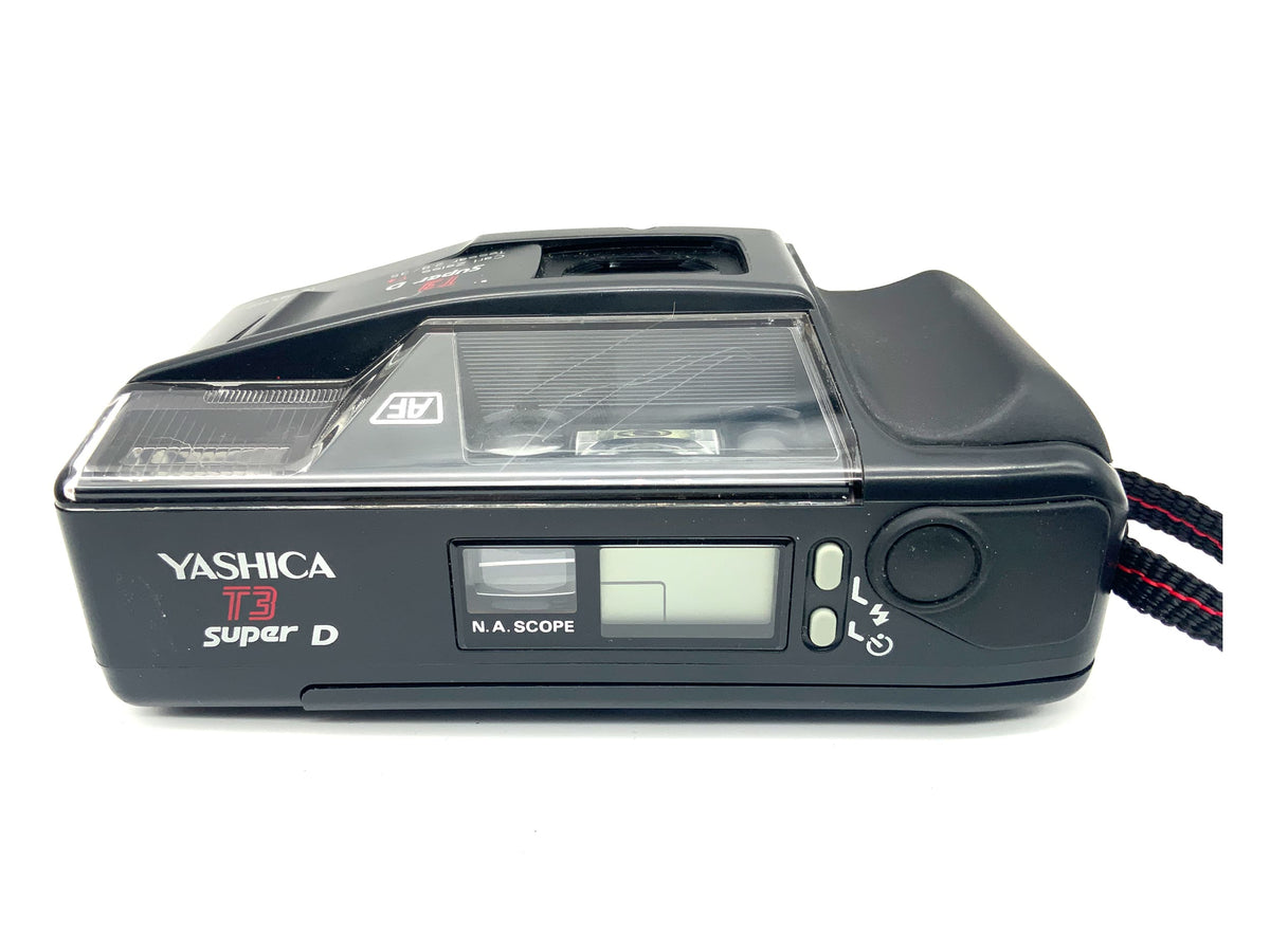 Yashica T3 Super D Point&Shoot Carl Zeiss Tessar 35mm 1:2.8 red T* Analogkamera