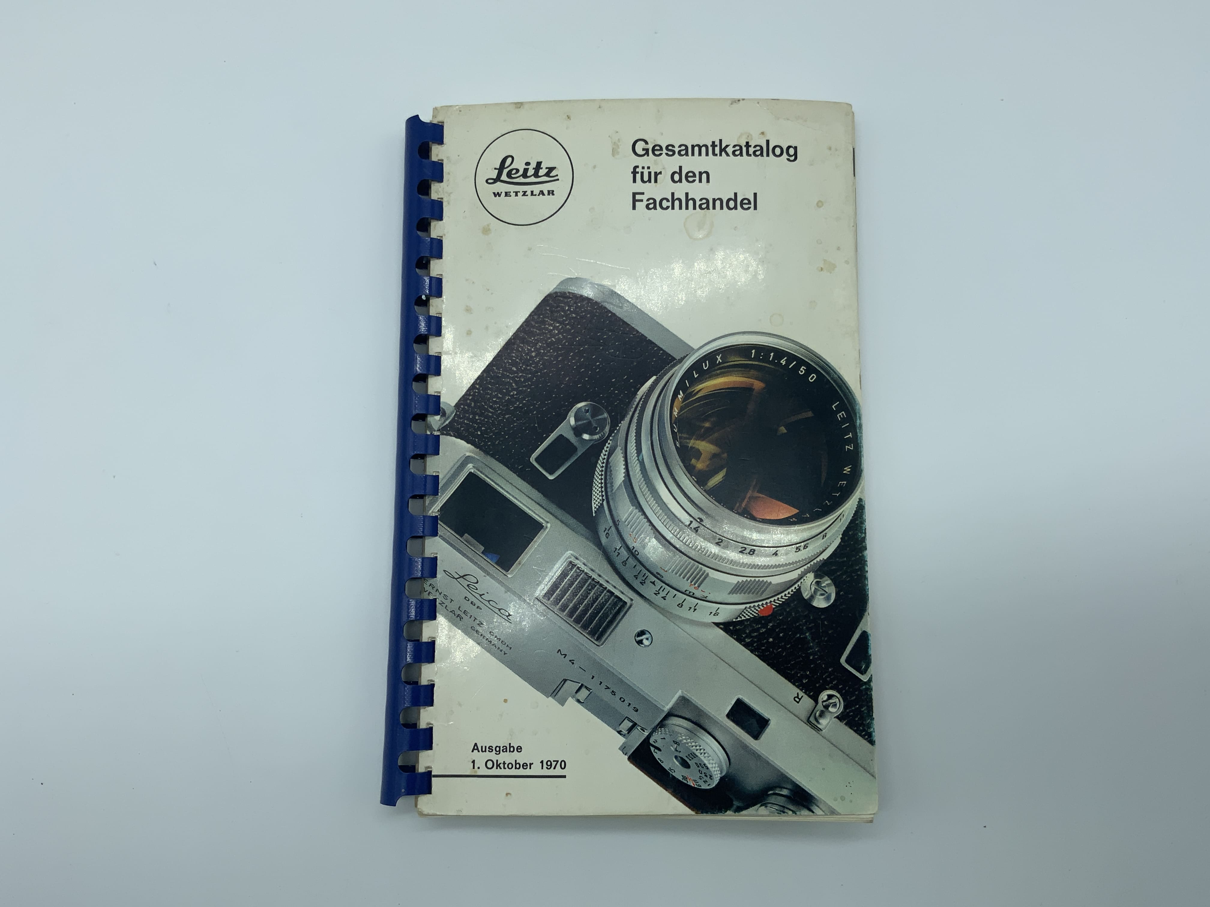 Leitz Wetzlar Complete Catalog for Specialist Retailers, October 1, 1970, Catalog German