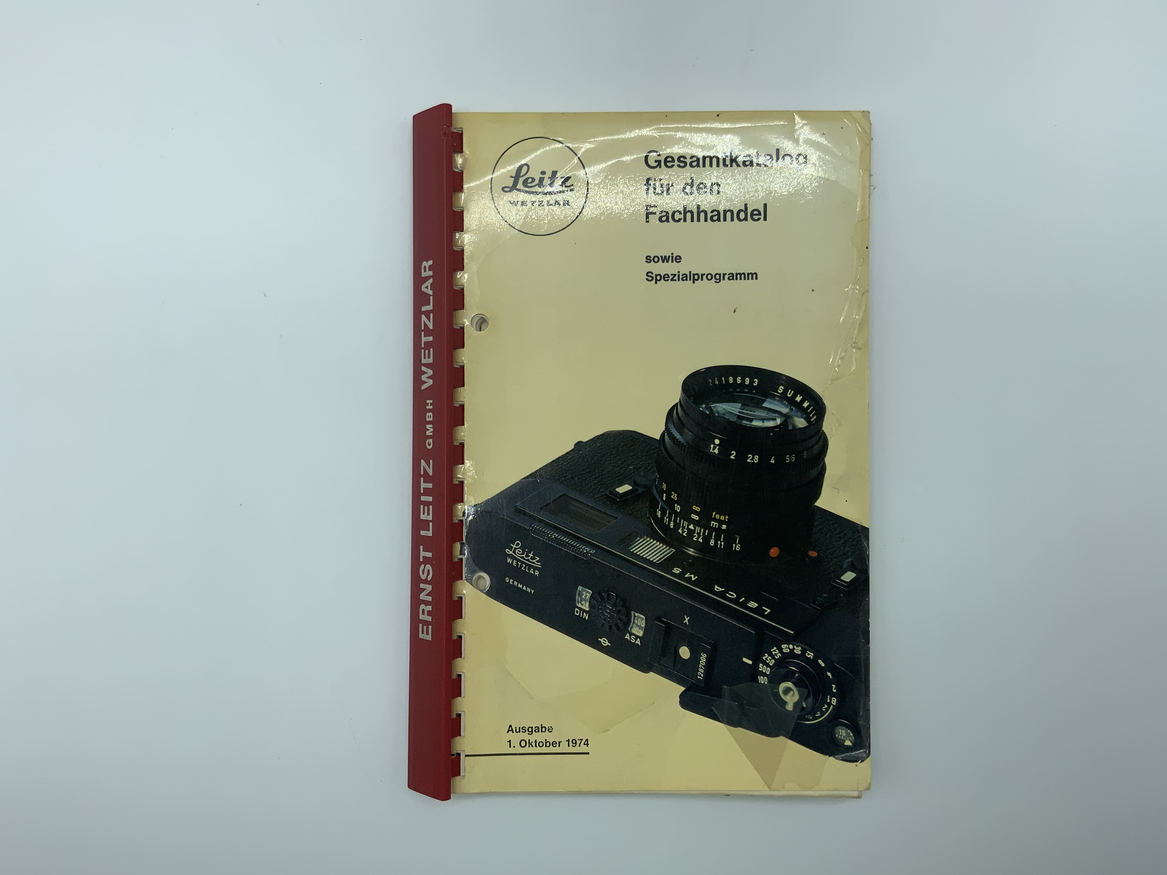 Leitz Wetzlar Complete Catalog for Specialist Retailers, October 1, 1974, German Catalog