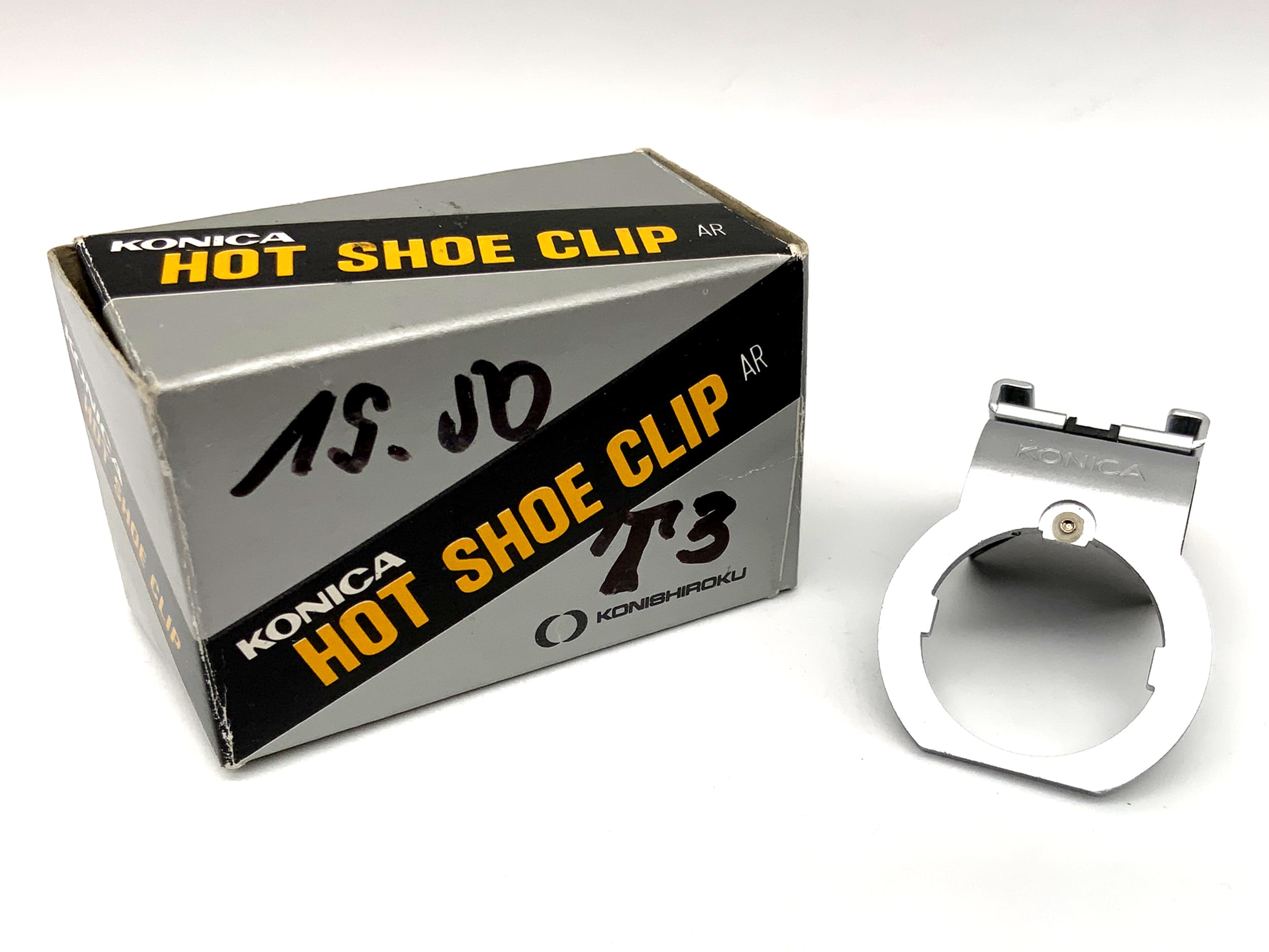 Konica hot shoe adapter for Autoreflex T3 flash adapter in original packaging