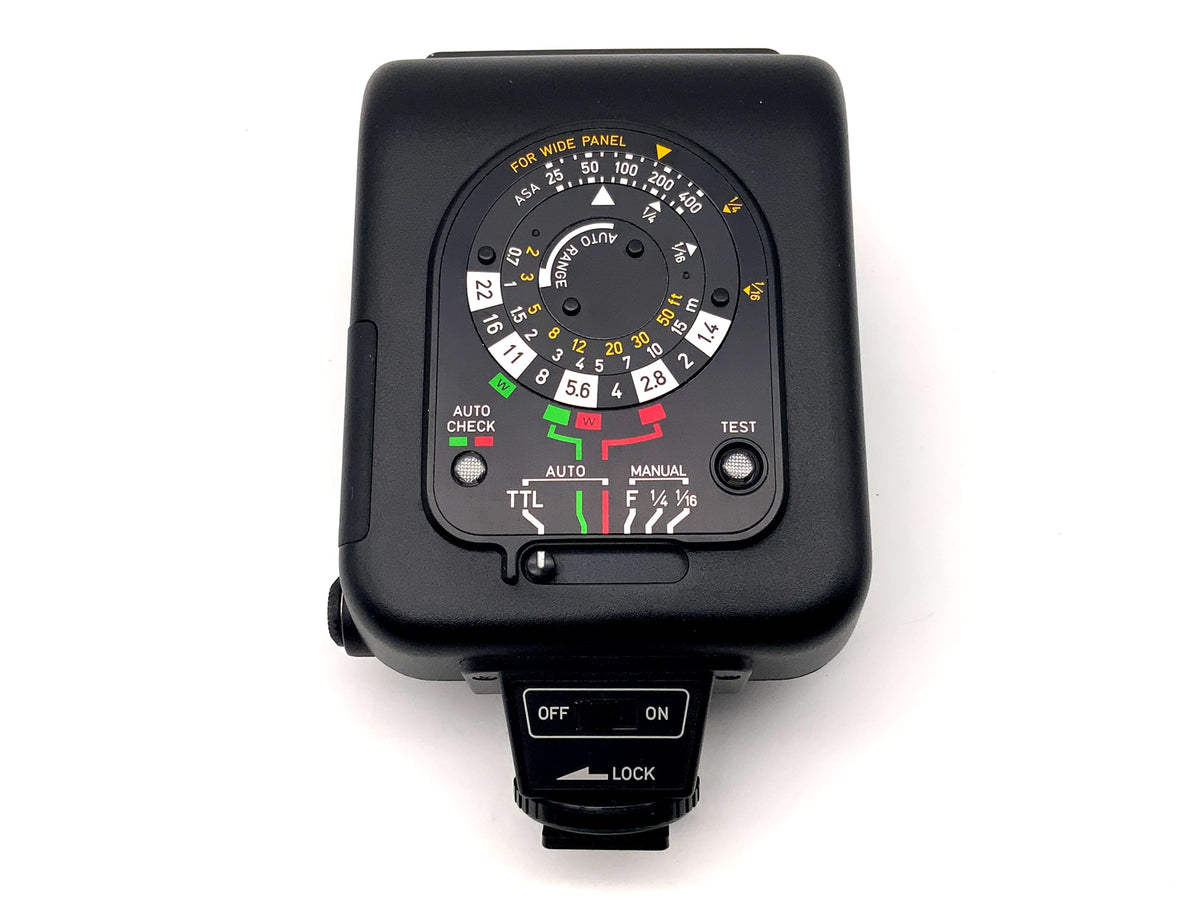 Contax TLA 30 flash unit for Contax RTS camera flash, clip-on flash light