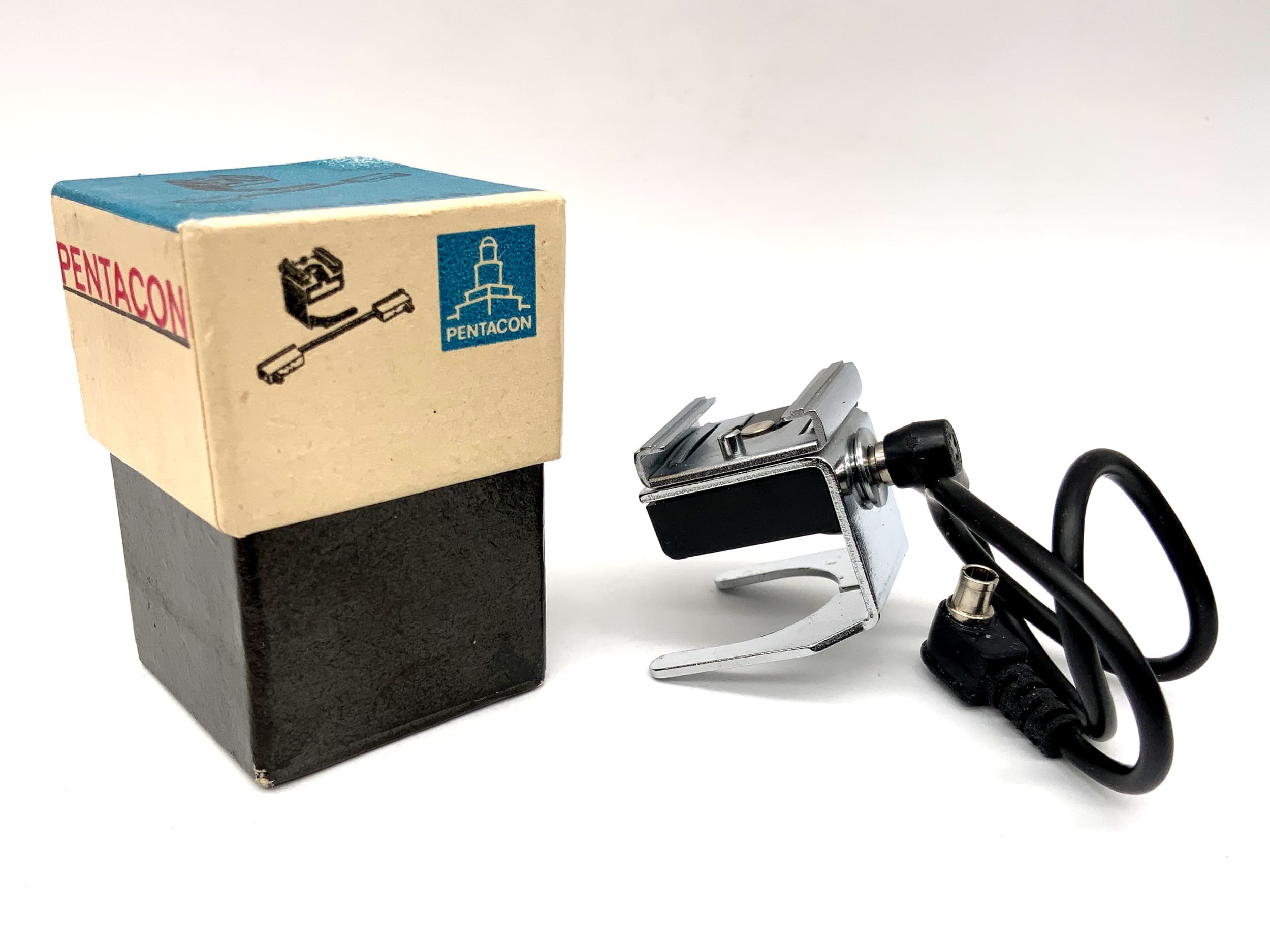 Pentacon hot shoe adapter for RTL 1000, flash adapter, flash holder in original packaging