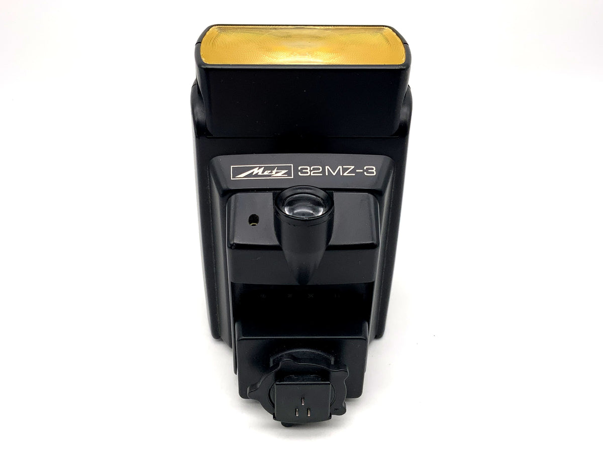 Metz mecablitz 32 MZ-3 flash unit SCA 382 for Yashica camera flash