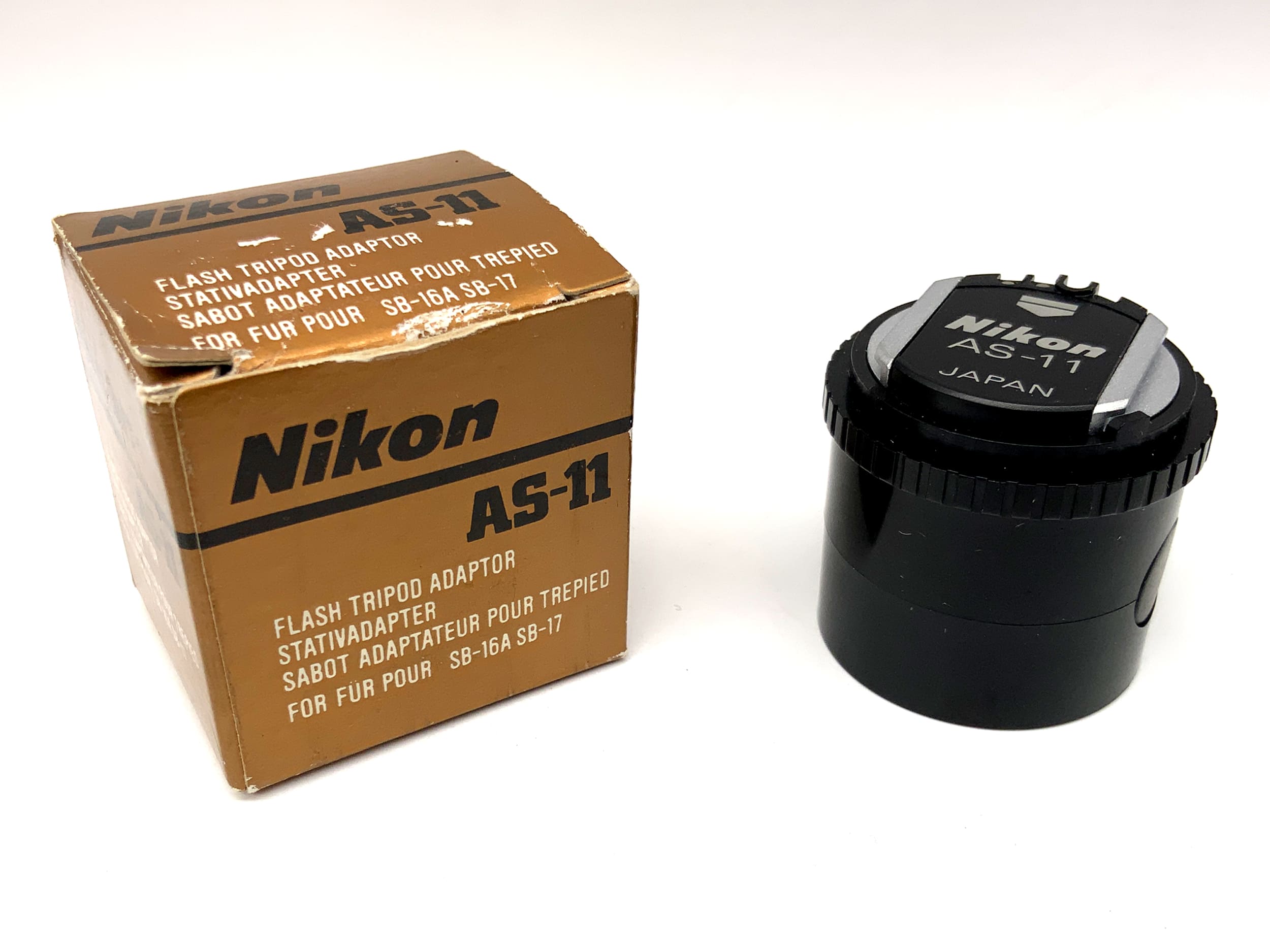 Nikon Hot Shoe Flash Tripod Adapter AS-11 Hotshoe SB-12, SB-16A, SB-17 SB-21A