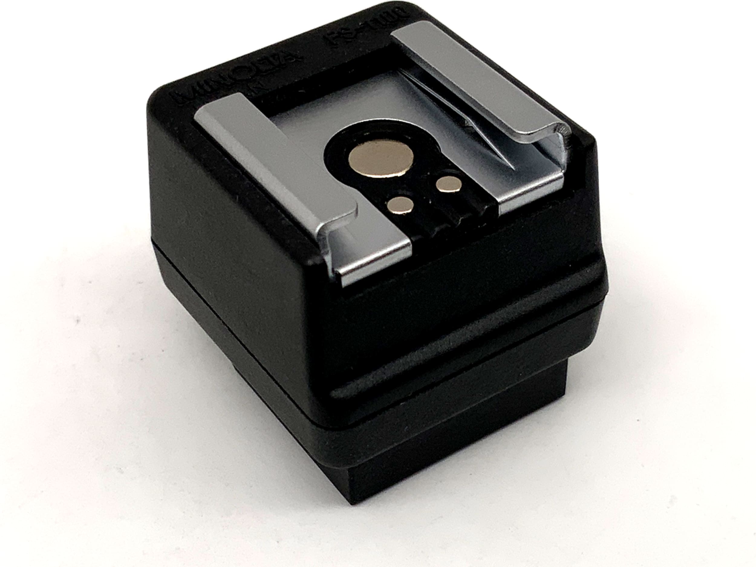 Minolta FS-1100 hot shoe for Sony Alpha / Dynax flash adapter with connection cable