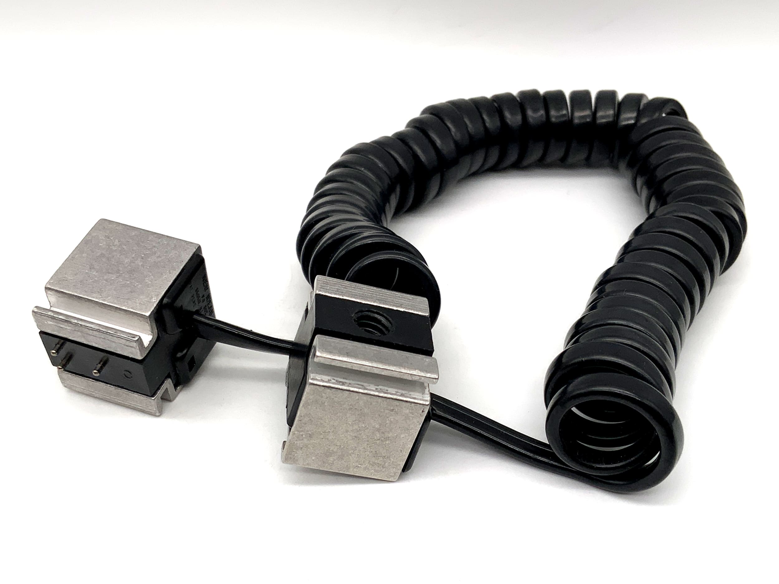 Sync cable for Canon FD, AE-1 Program, A-1, AV-1 flash cable