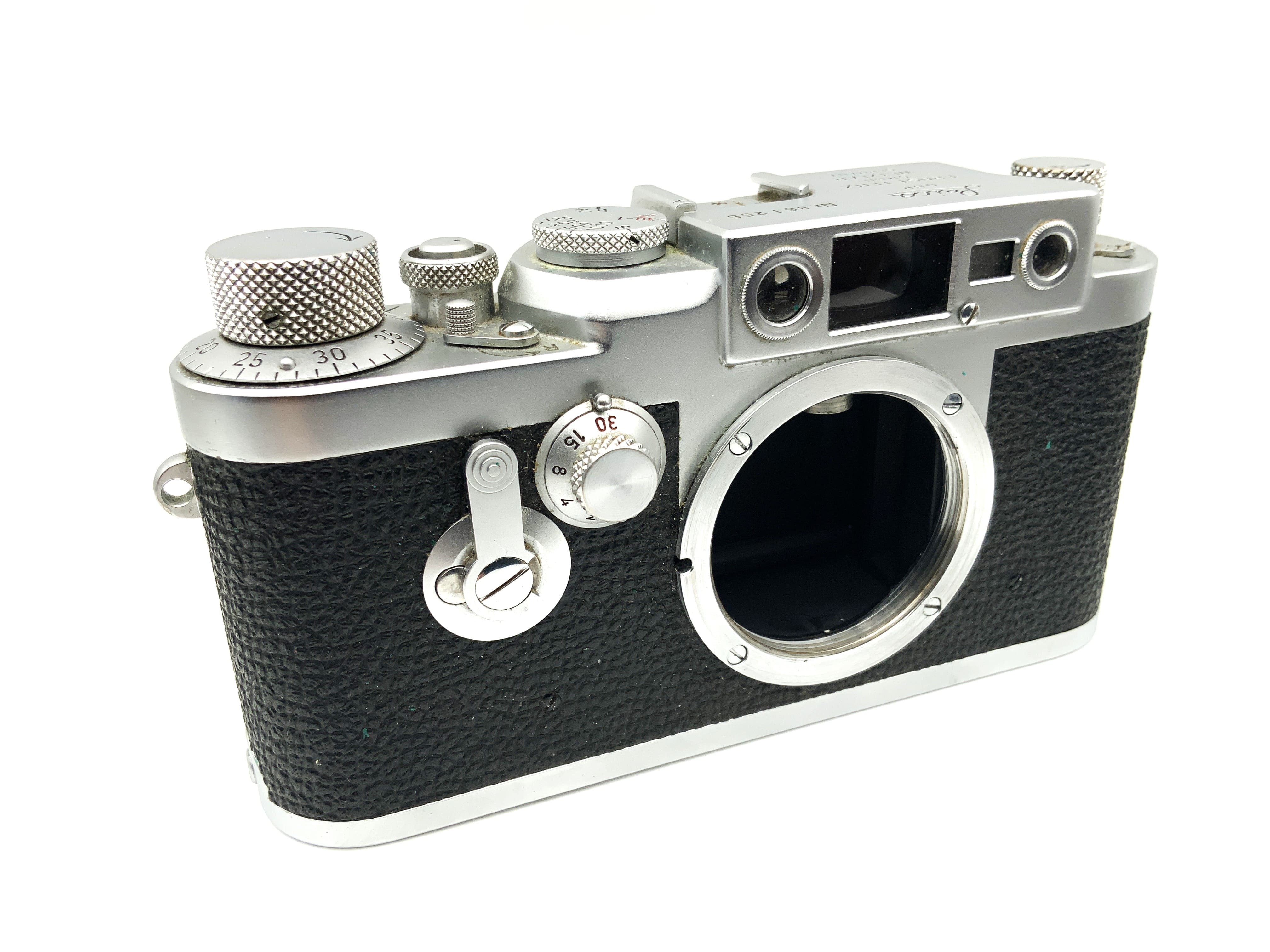 Leica IIIg rangefinder camera 1957 No. 861255 Chrome screw-mount Leica body