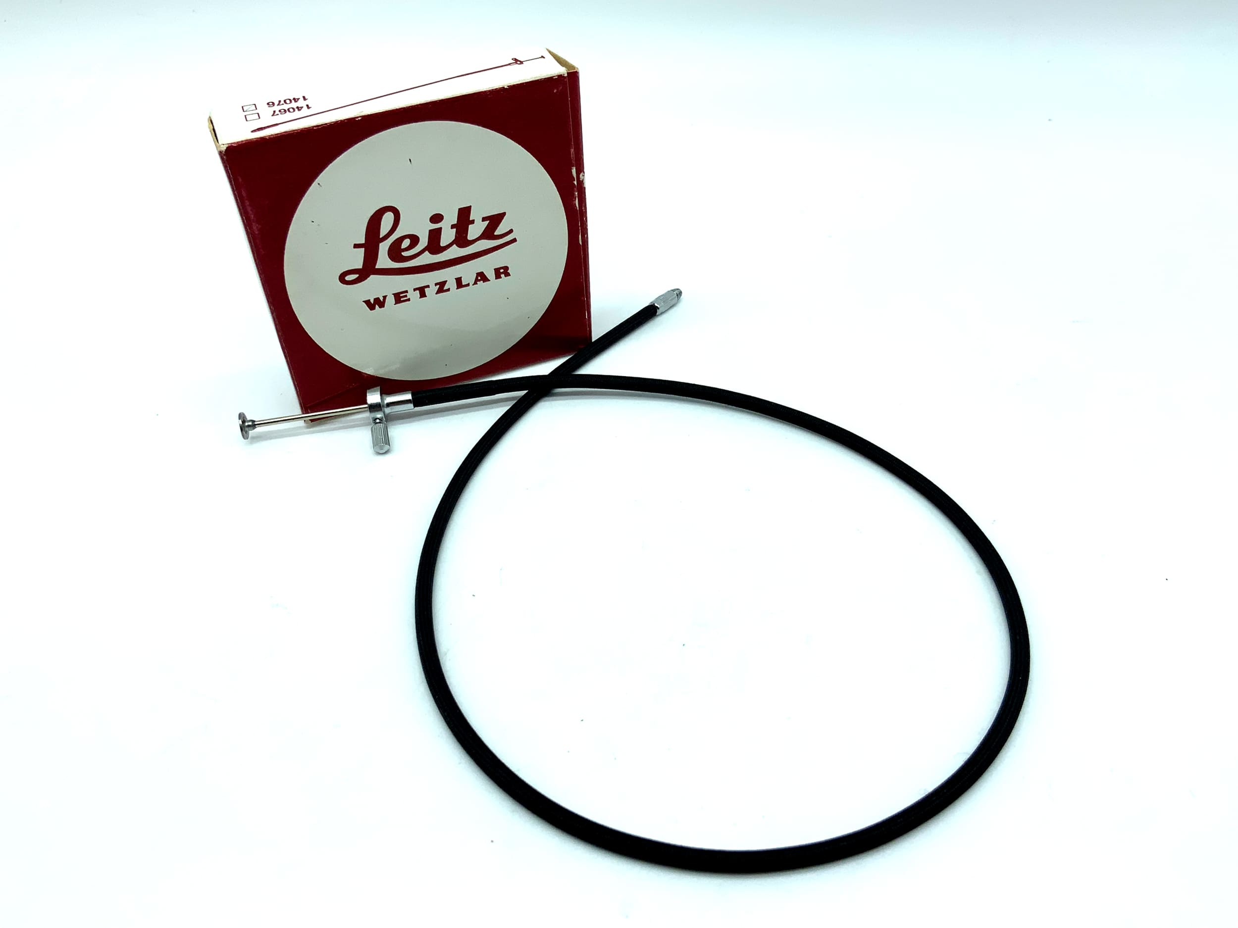 Leitz Leica 14076 cable release, black, approx. 50cm, with locking mechanism, in original packaging