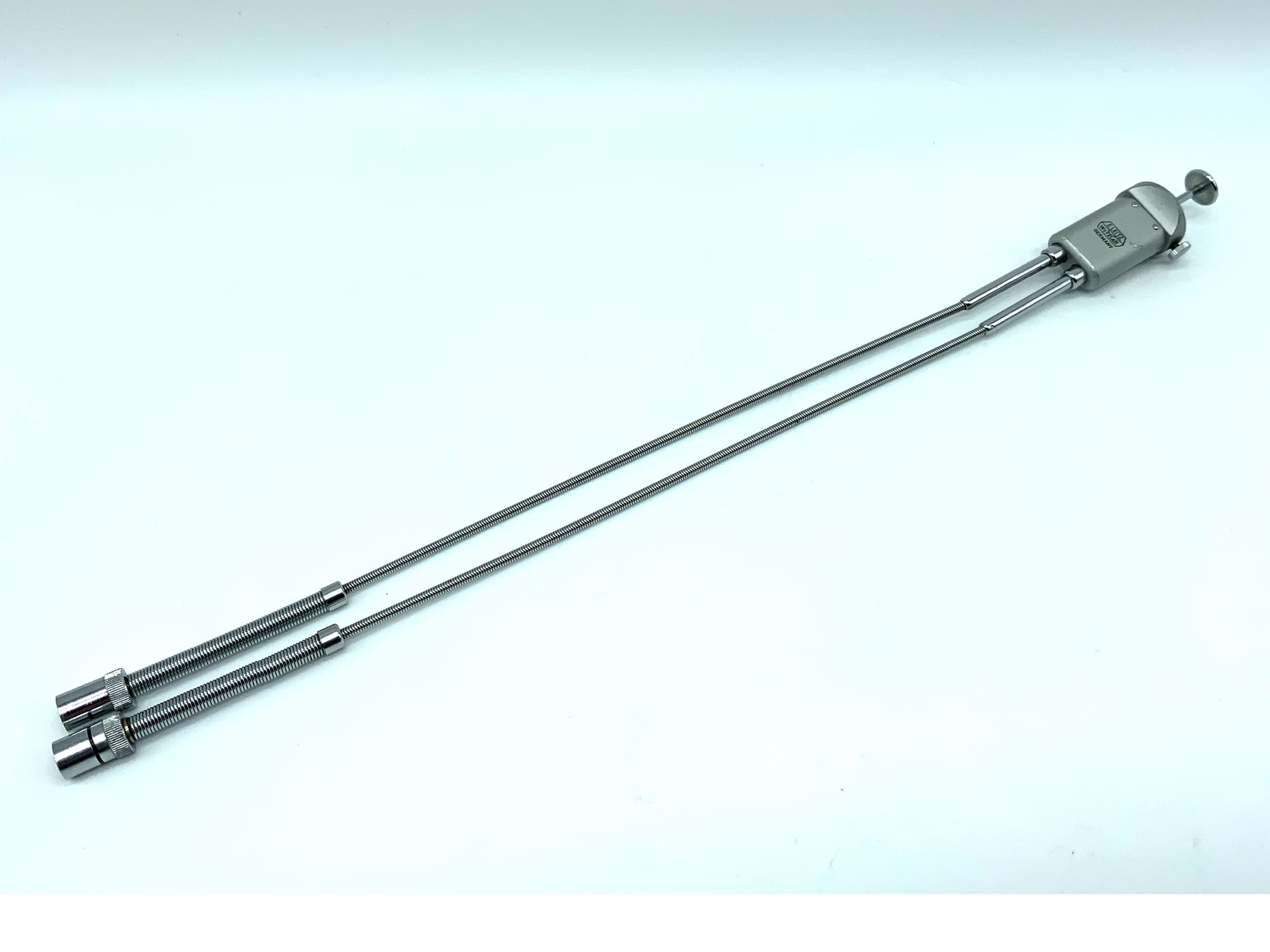 Leitz Leica double wire release, metal, approx. 35cm, with locking mechanism and bells