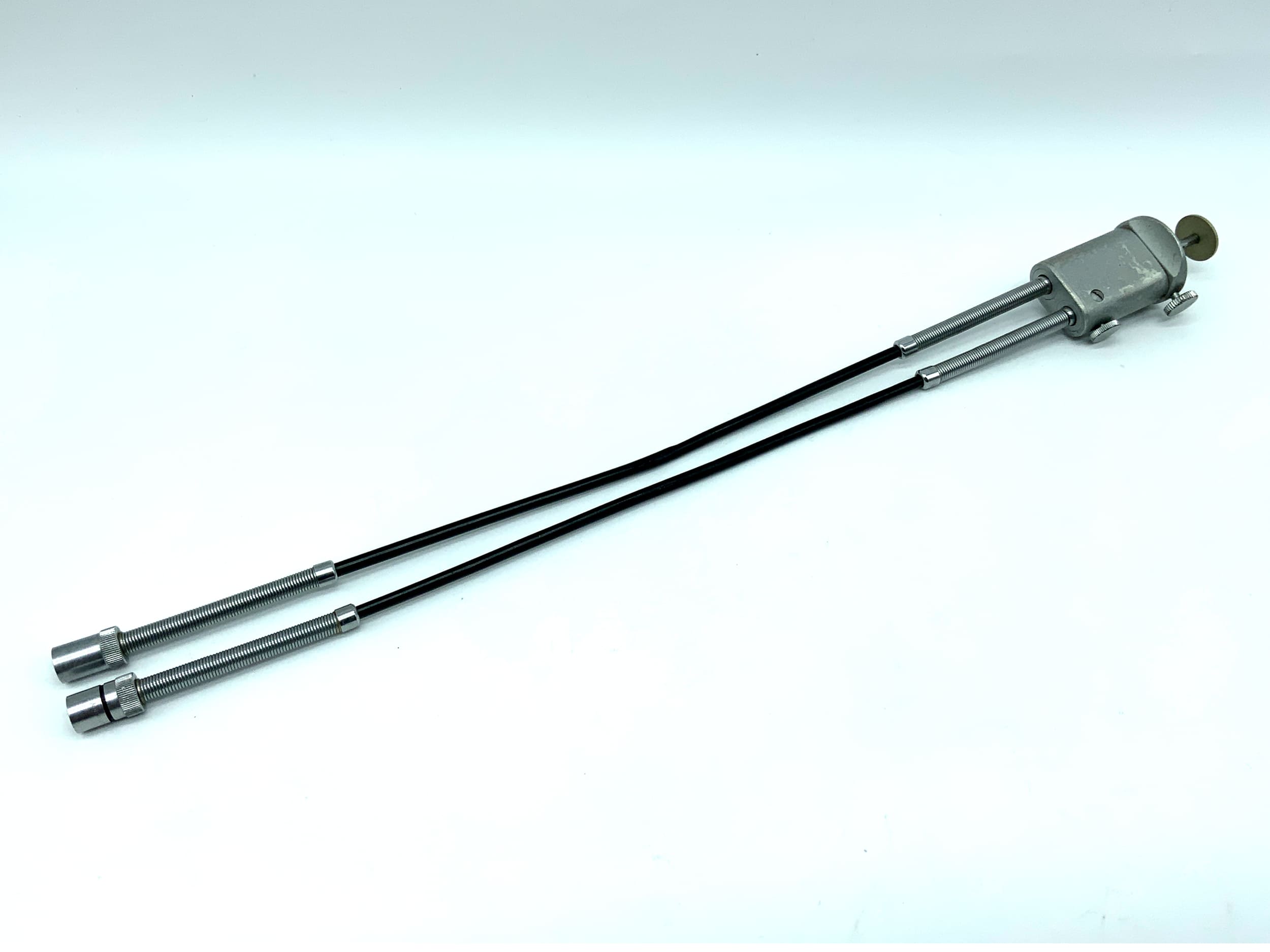 Leitz Leica double cable release approx. 35cm with locking mechanism and bells
