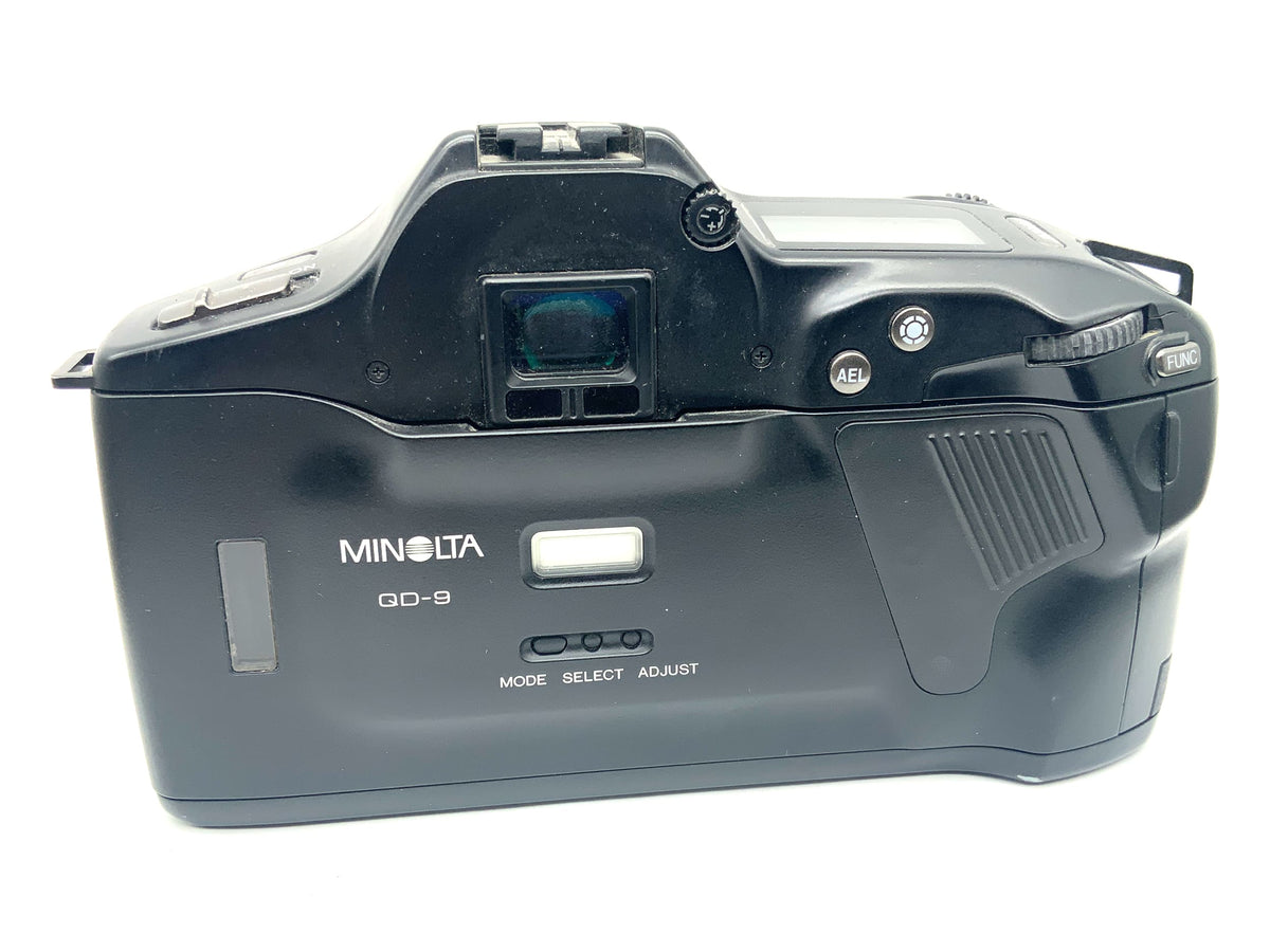 Minolta Dynax 9xi SLR mit Data Back QD-9 35mm analog Body (Minolta AF/Sony A)
