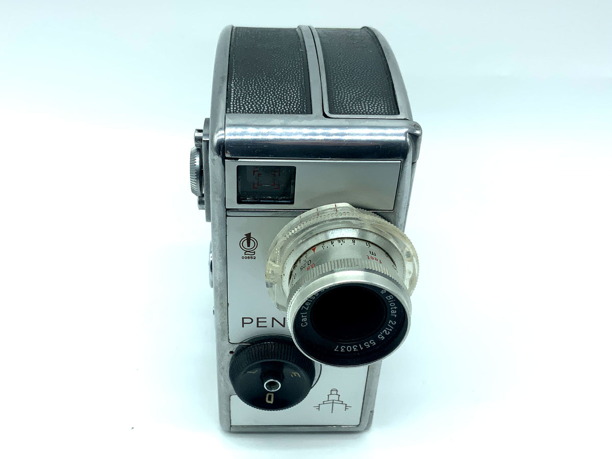 Pentacon Pentaka 8B Filmkamera mit Carl Zeiss Biotar 12,5mm 1:2