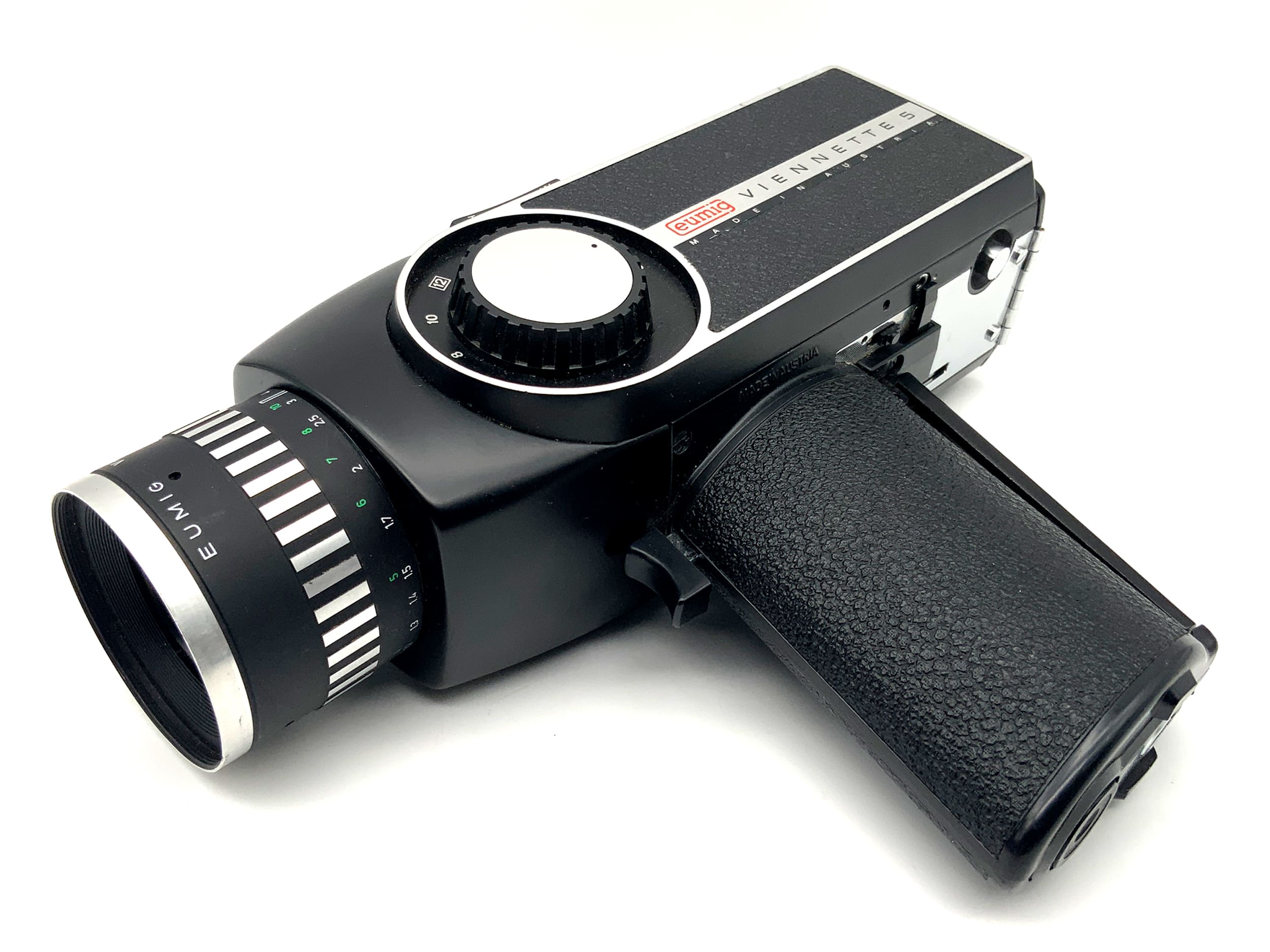 Eumig Viennette 5 film camera with Vario Viennar 1.8/8-40 Super 8 narrow film