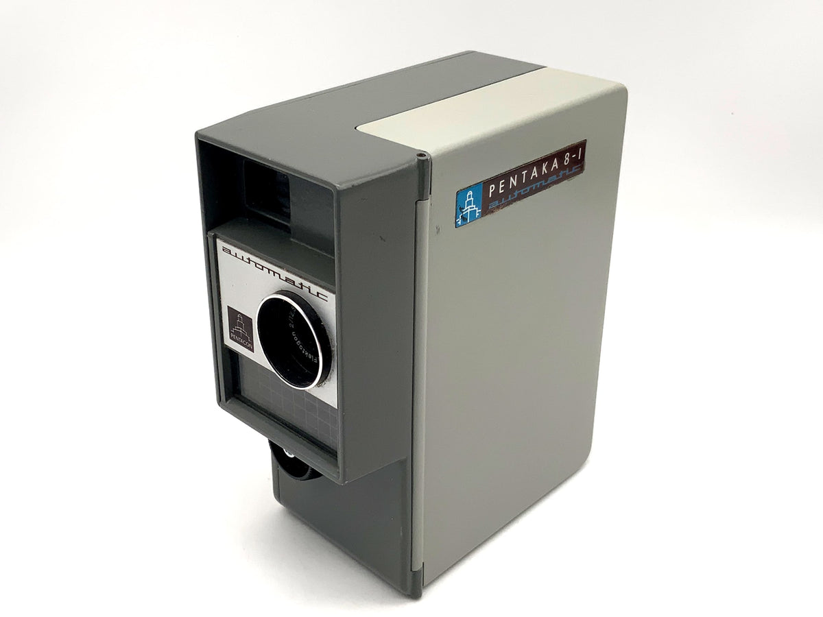 Pentacon Pentaka 8-I automatic film camera with Flektogon 2/12.5 double 8mm