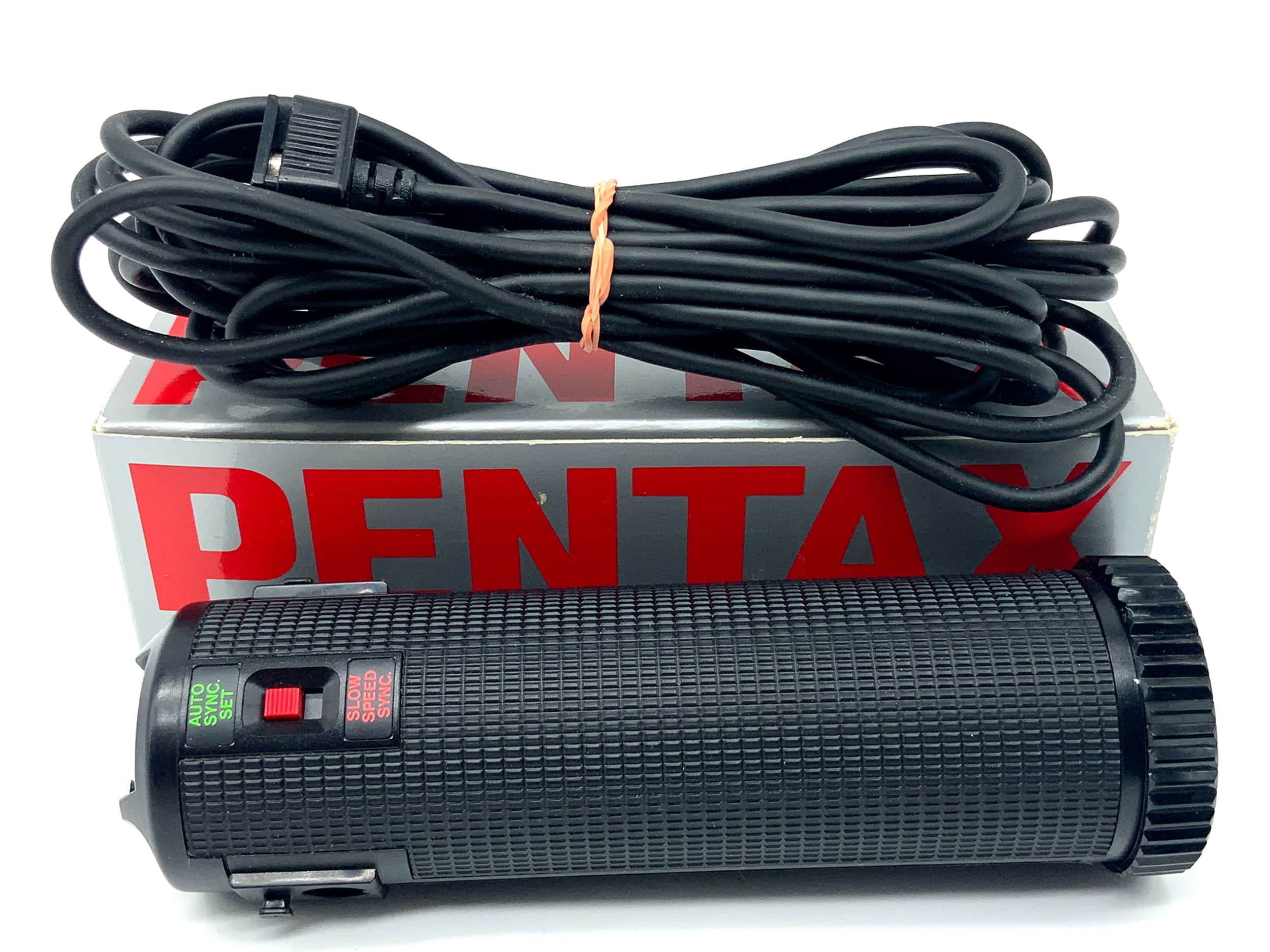 Pentax Hot Shoe Grip +4P Sync Cable 5m in original packaging 37126