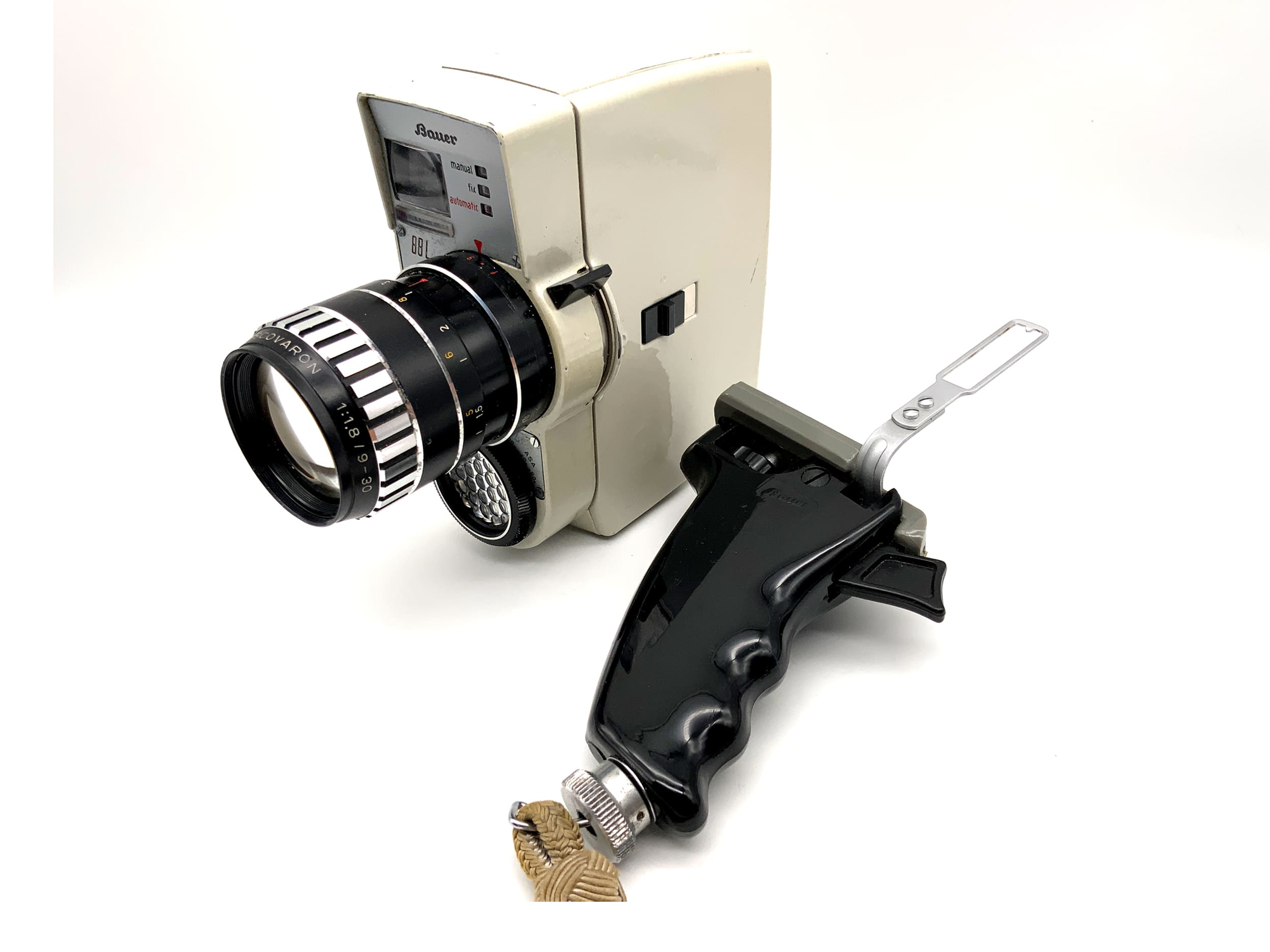 Bauer 88L film camera with Iscovaron 1:1.8/9-30 double 8mm film lens
