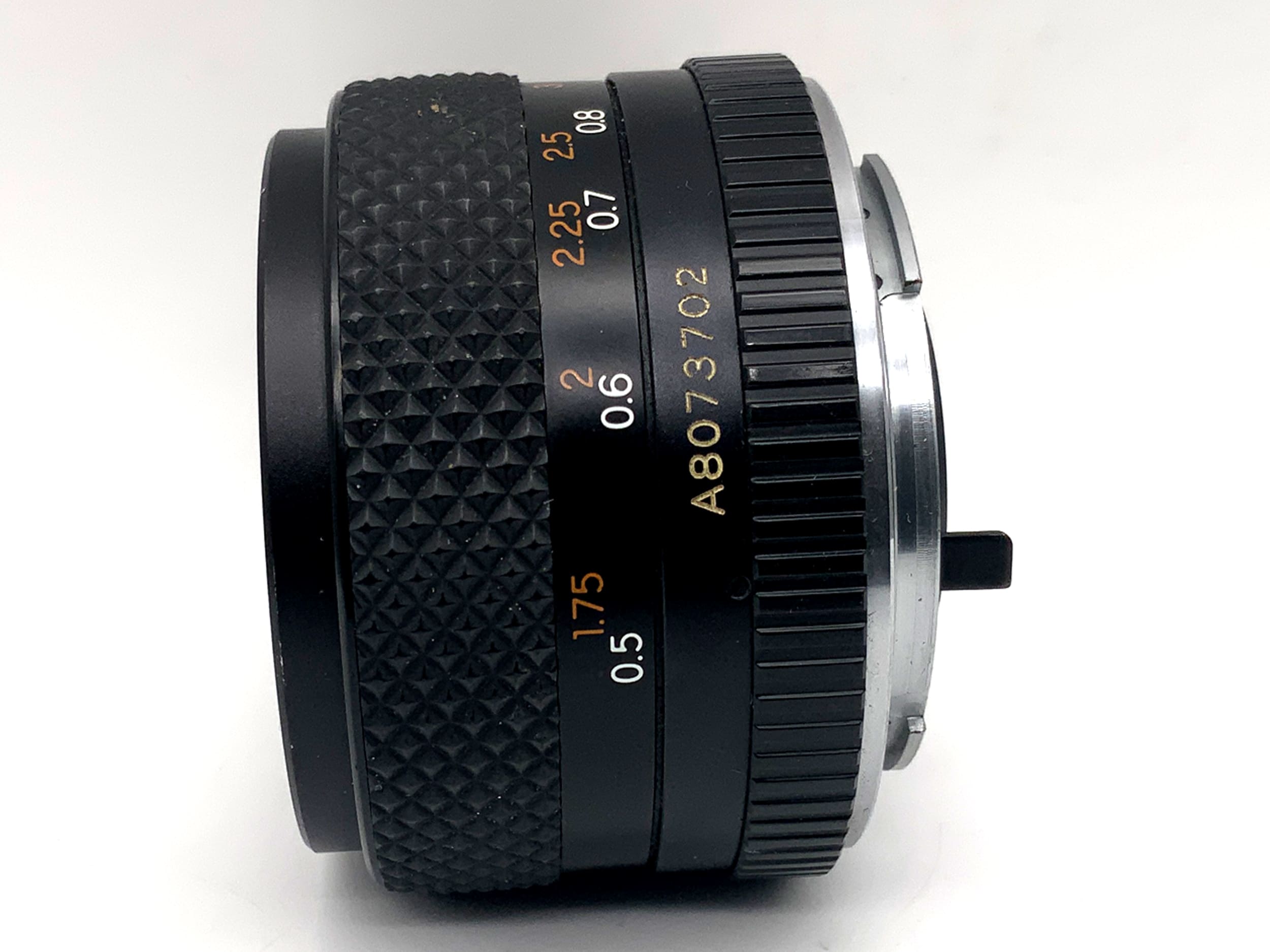 Yashica 55mm 1:2 lens DSB prime lens (Yashica / Contax)