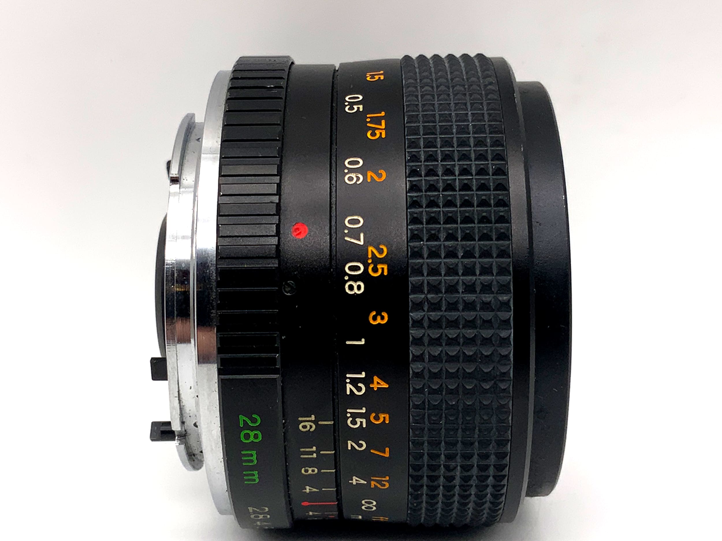 Yashica 28mm 1:2.8 ML prime lens (Yashica / Contax)