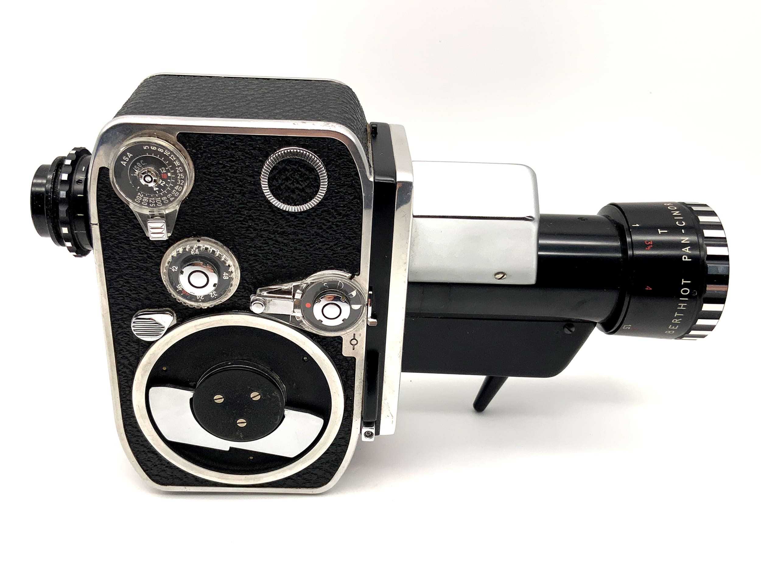 Bolex Paillard Zoom Reflex P1 film camera with 1:1.9 f=8-40mm lens and grip, double 8mm lens