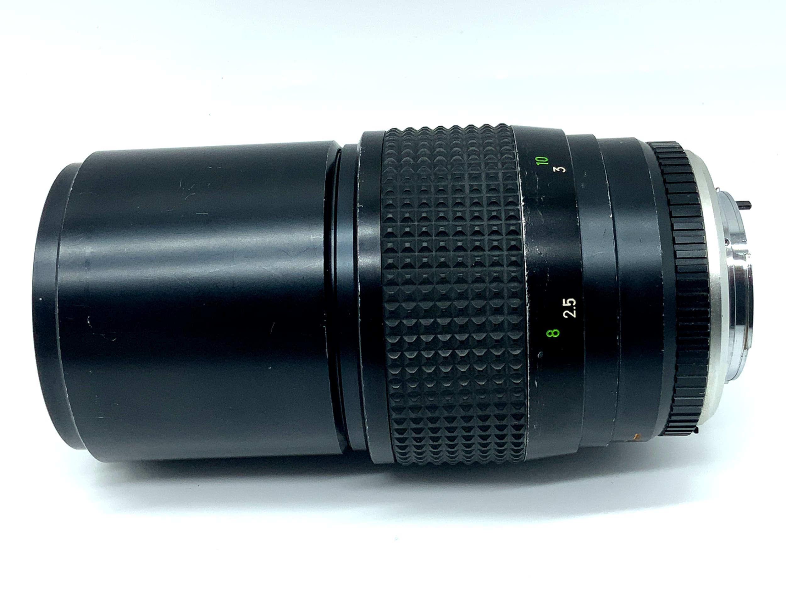 Minolta 200mm 1:3.5 lens MC Tele Rokkor prime lens (Minolta MD)
