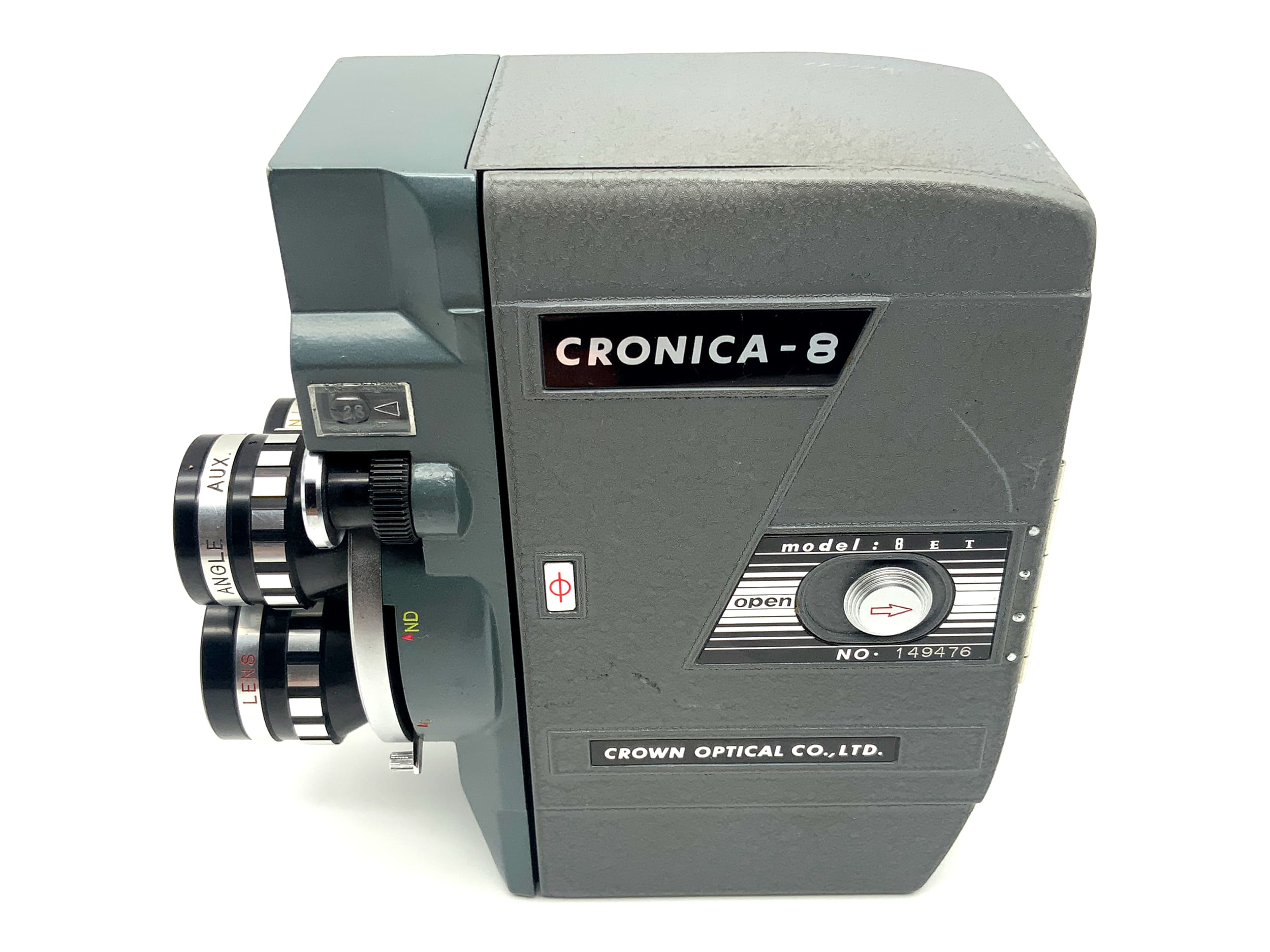 Crown Cronica 8 ET film camera with 3x Cronica lens and handle, double 8mm