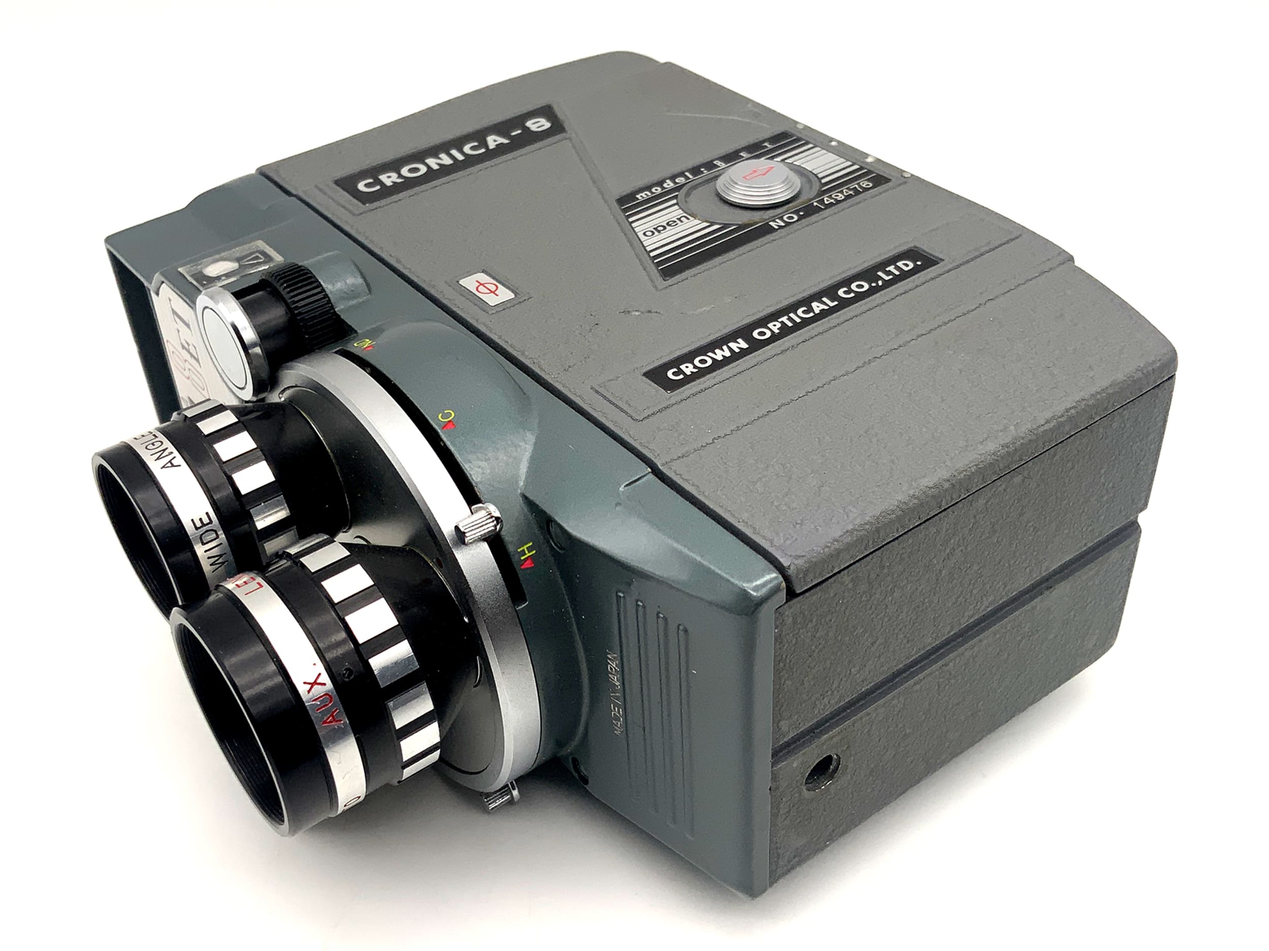 Crown Cronica 8 ET film camera with 3x Cronica lens and handle, double 8mm