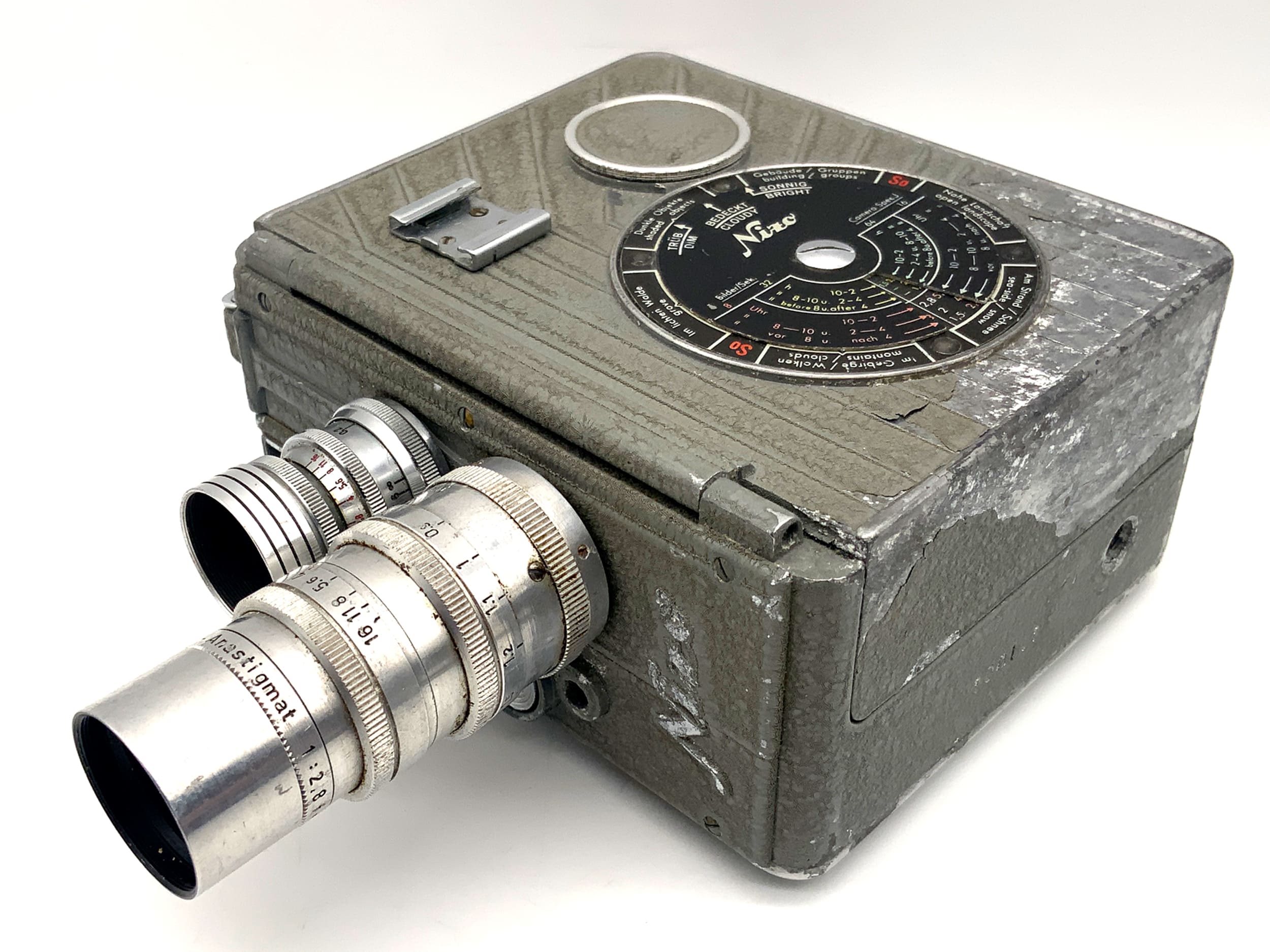 Braun Nizo S2T film camera with Anastigmat 1:2.8 50mm double 8mm film